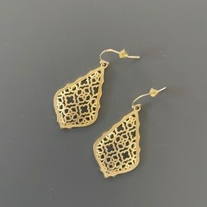 Kendra Scott Addie Gold Drop Earrings